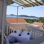 Apartments Antonela With Seavies