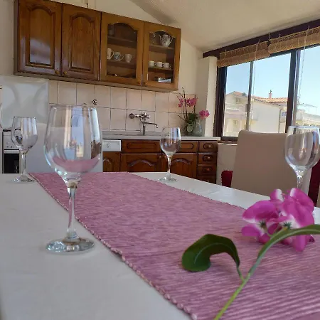 Antonela With Sea View Daire