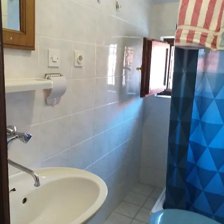 Apartments Antonela With Seavies Apartman