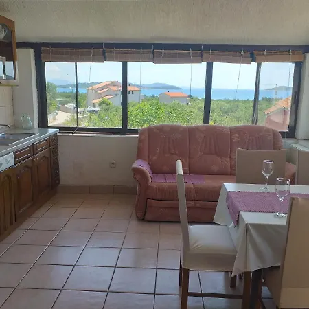 Daire Antonela With Sea View