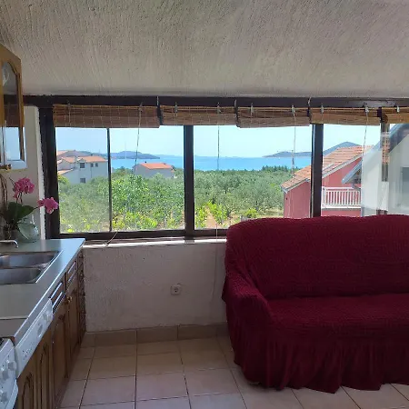 Daire Antonela With Sea View *