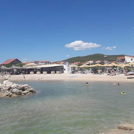 Apartman Apartments Antonela With Seavies