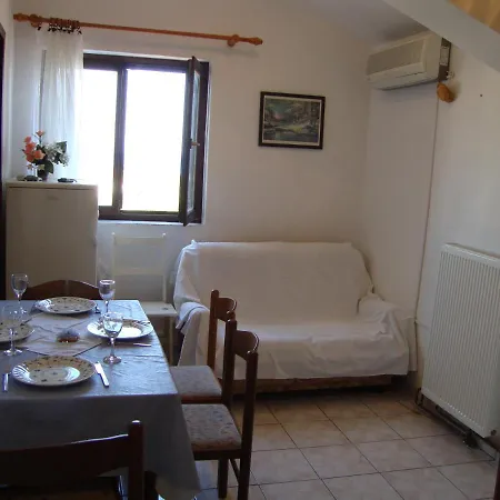 Apartments Antonela With Seavies Apartment