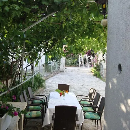 דירה Antonela With Sea View Tribalj