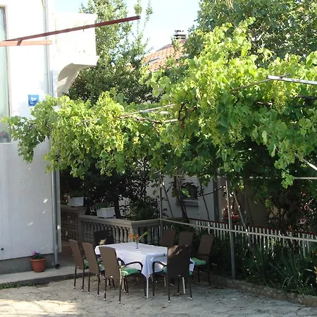 Antonela With Sea View Daire Tribalj