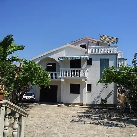 Antonela With Seavies * Tribalj