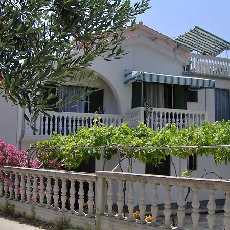 Apartments Antonela With Seavies Apartment *