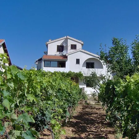Apartments Antonela With Seavies