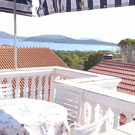 Apartments Antonela With Seavies Apartment *