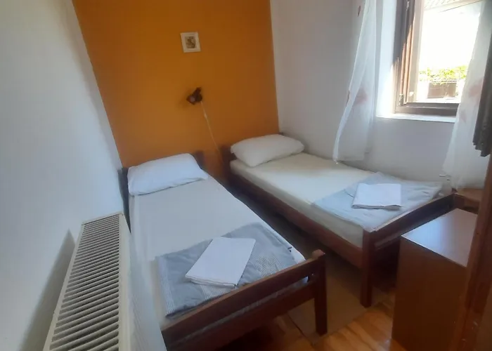 Antonela With Seavies