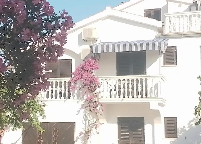 公寓 Antonela With Seavies *