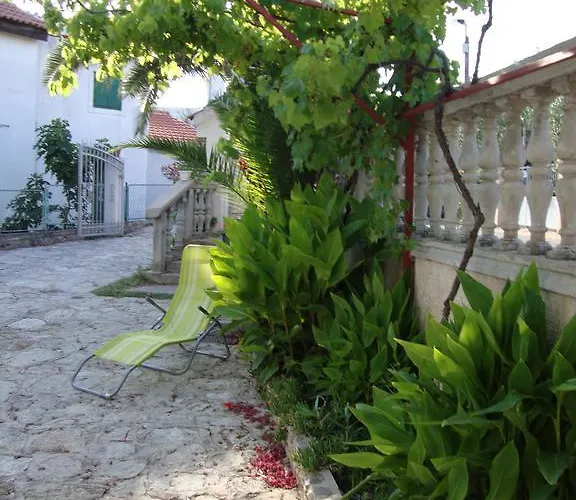 Apartamento Antonela With Seavies Tribalj