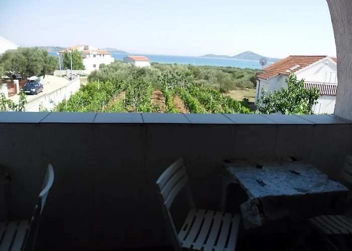 Antonela With Seavies *