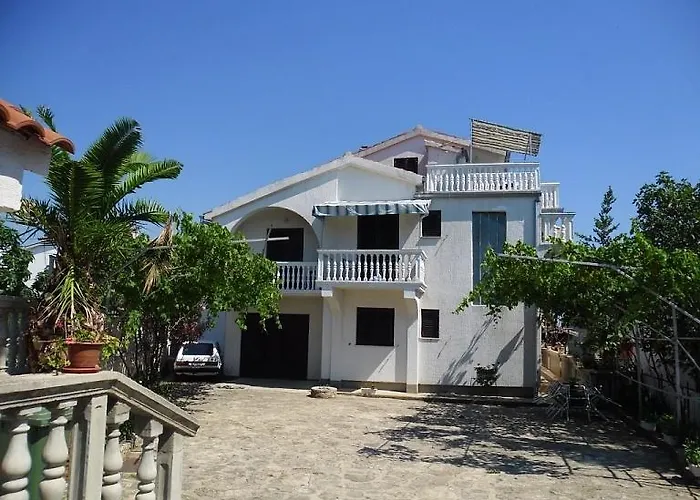 Antonela With Seavies * Tribalj